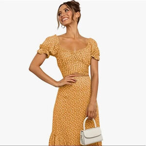 YELLOW/ORANGE AND WHITE Tie Detail Crop Top